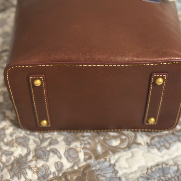 Dooney Florentine Brinley in Chestnut - Picture 3 of 5